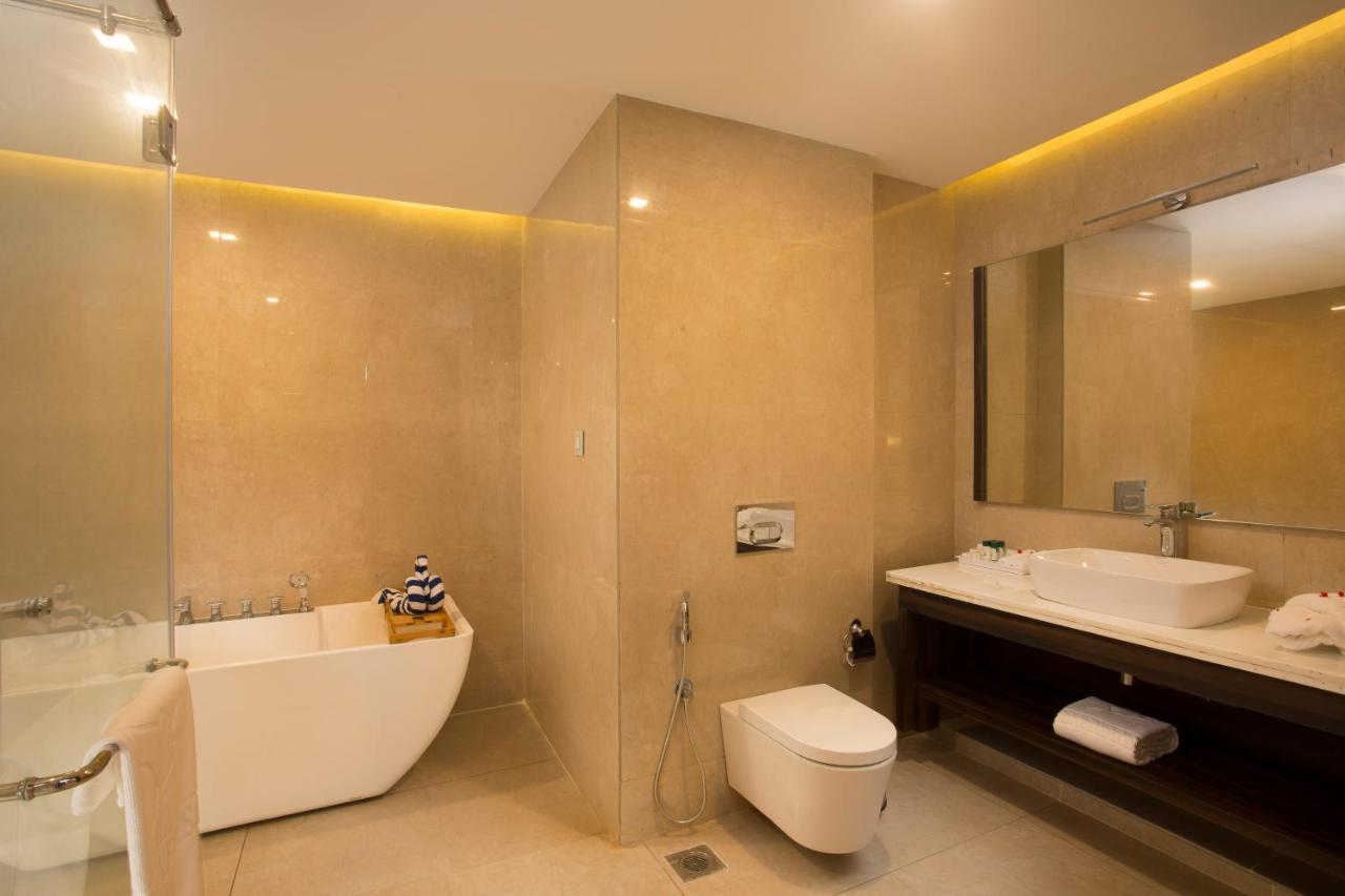 Blue Serene Resort Guruvayur Ngoại thất bức ảnh