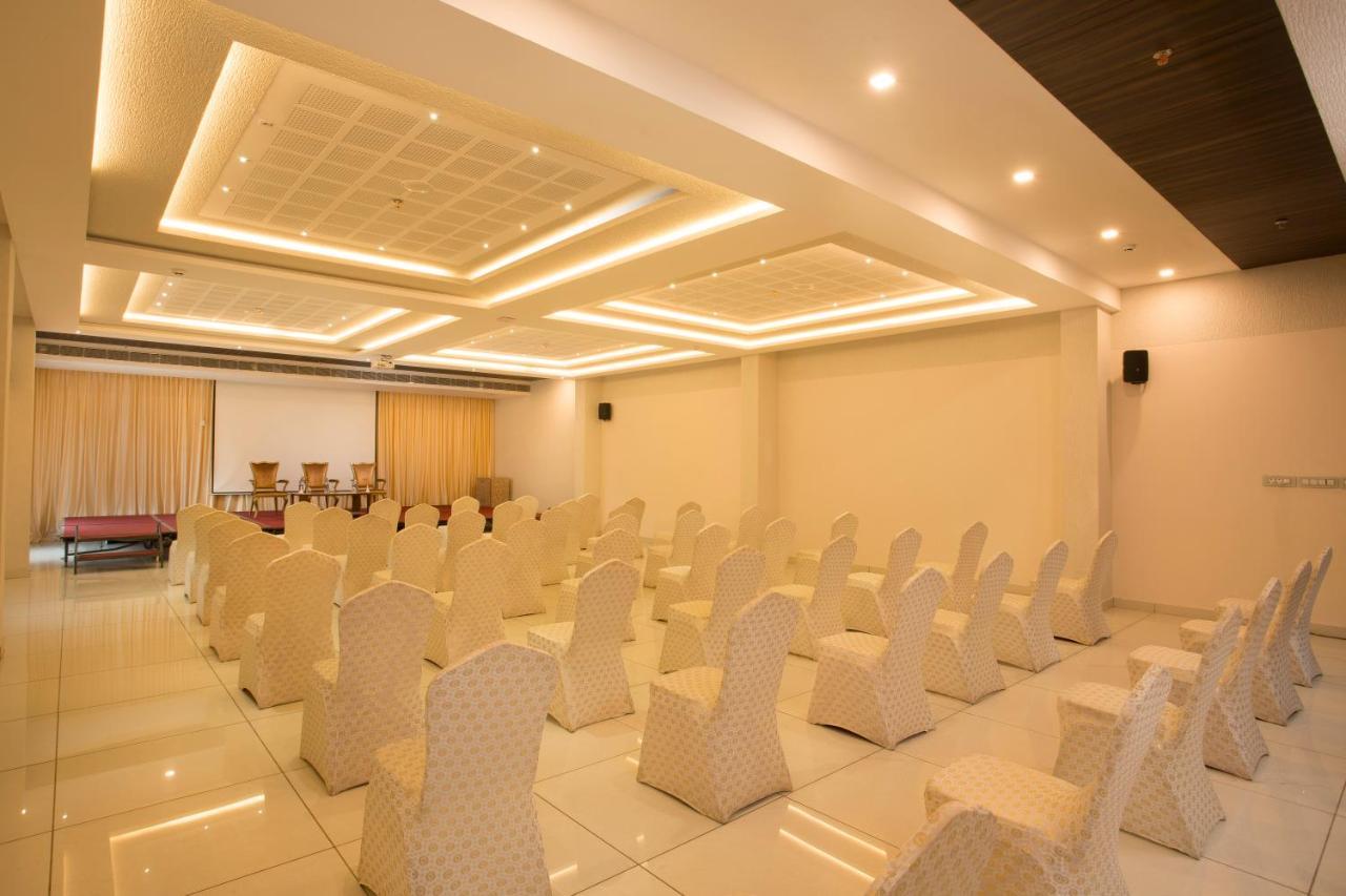 Blue Serene Resort Guruvayur Ngoại thất bức ảnh