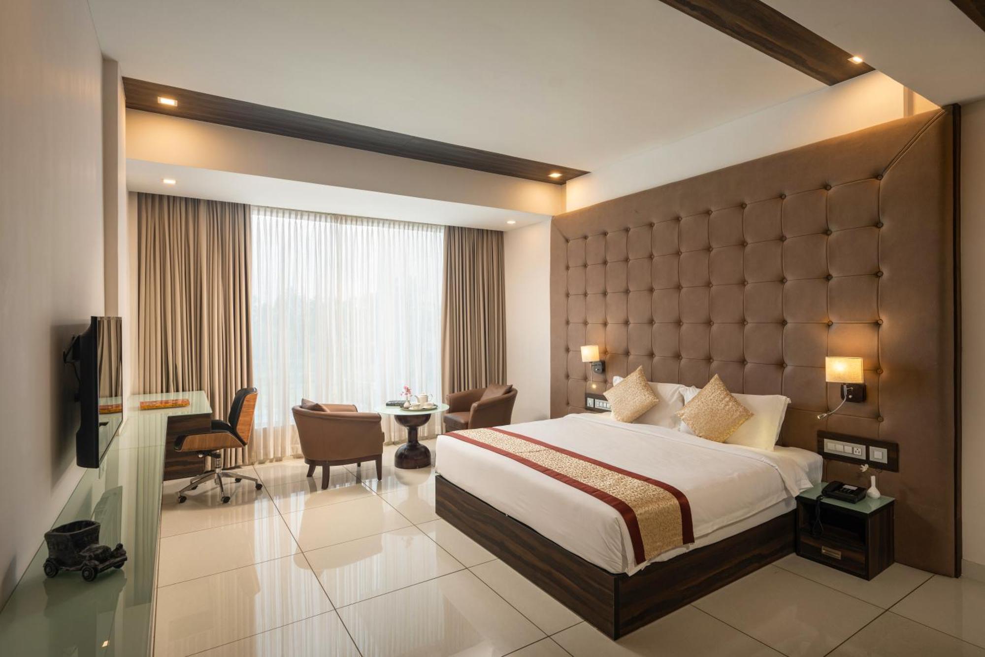 Blue Serene Resort Guruvayur Ngoại thất bức ảnh